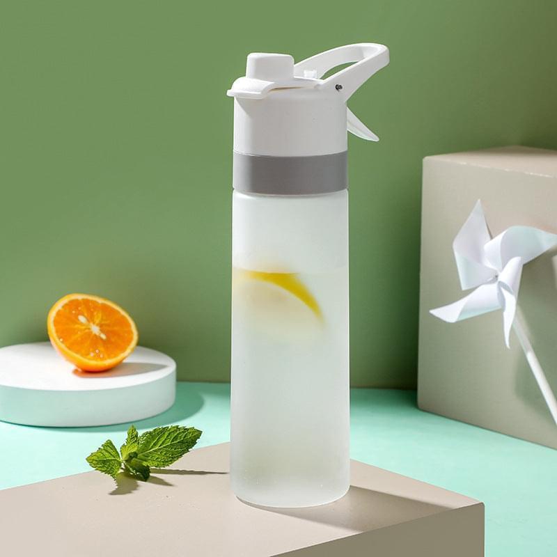 700ml Outdoor Spray Water Bottle