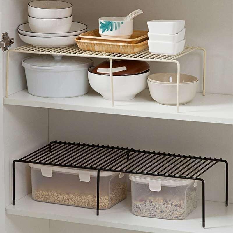 Adjustable storage shelf support, multifunction and adapts to all spaces